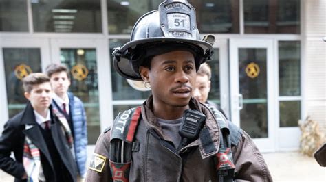 who plays ritter on chicago fire